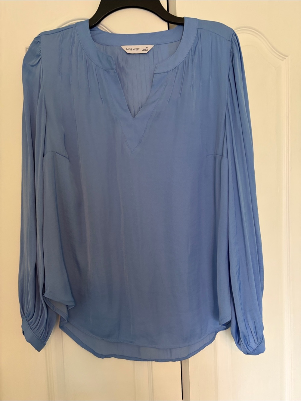 Nine West Light Blue Pleated V-Notch Long Sleeve Blouse